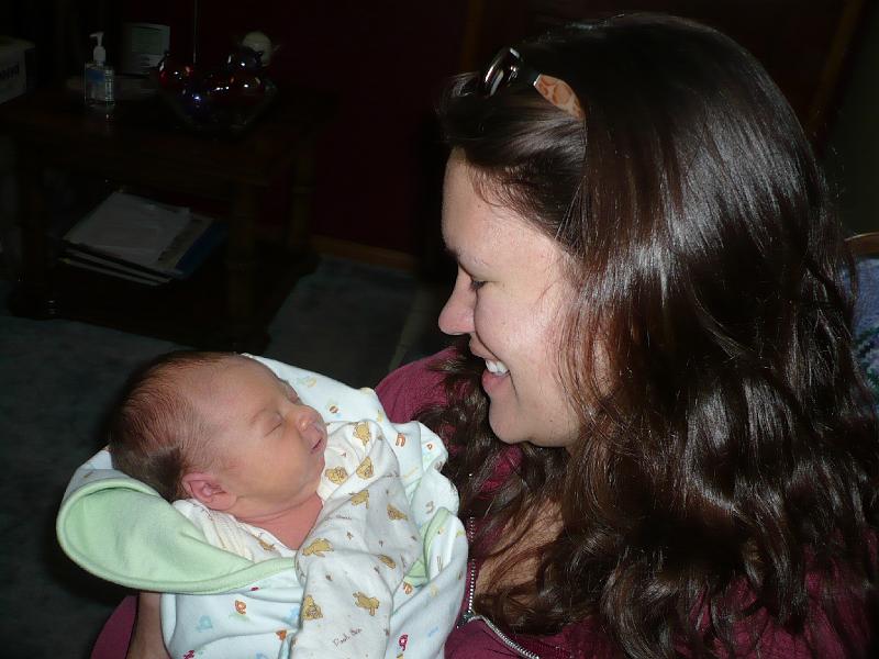 Hailee8th24 004.jpg - A visit from Rachael